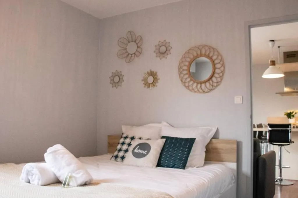 La Pepite D'Annecy - Hyper Centre & Au Calme & Balcon Apartment